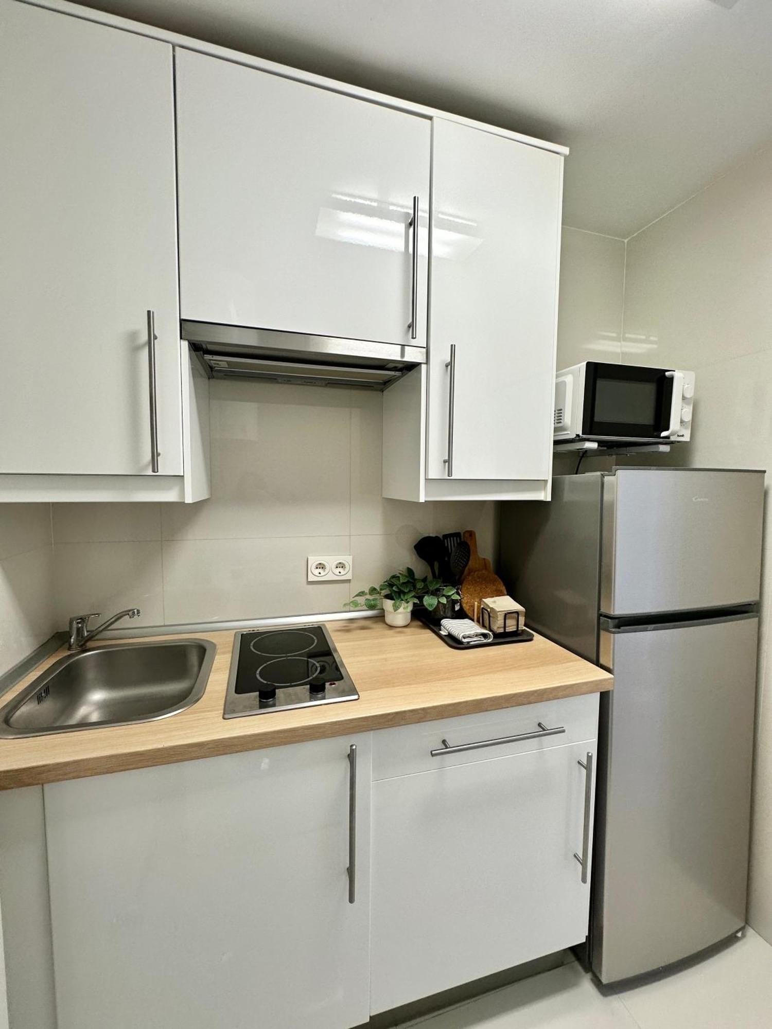 Apartment Center *